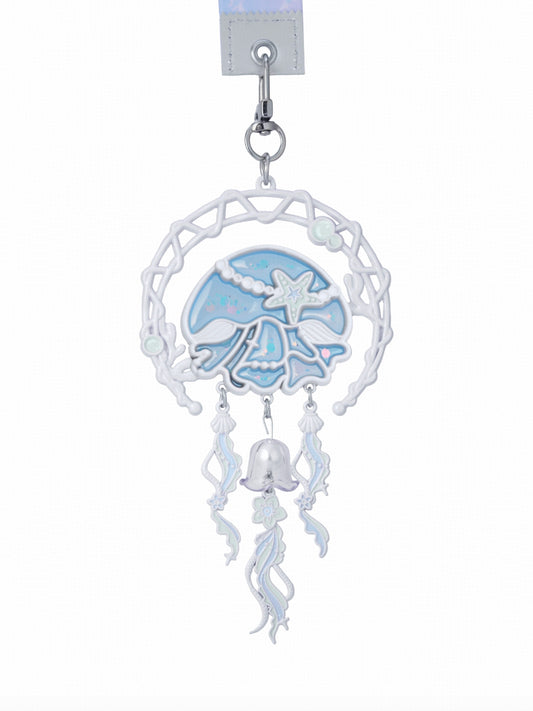 Dreamcatcher Series
A new chapter of the Good Night & Sweet Dreams collection.
Inspired by the beauty of nature,
the Ocean’s Dream medal gathers the sea’s quiet glow
and threads its blessings into the woven net.
Still here to protect your dreams,
to ease your burdens,
to capture every tide-like surge of feeling along the way,
and to stand beside you —
through every voyage and every return.
