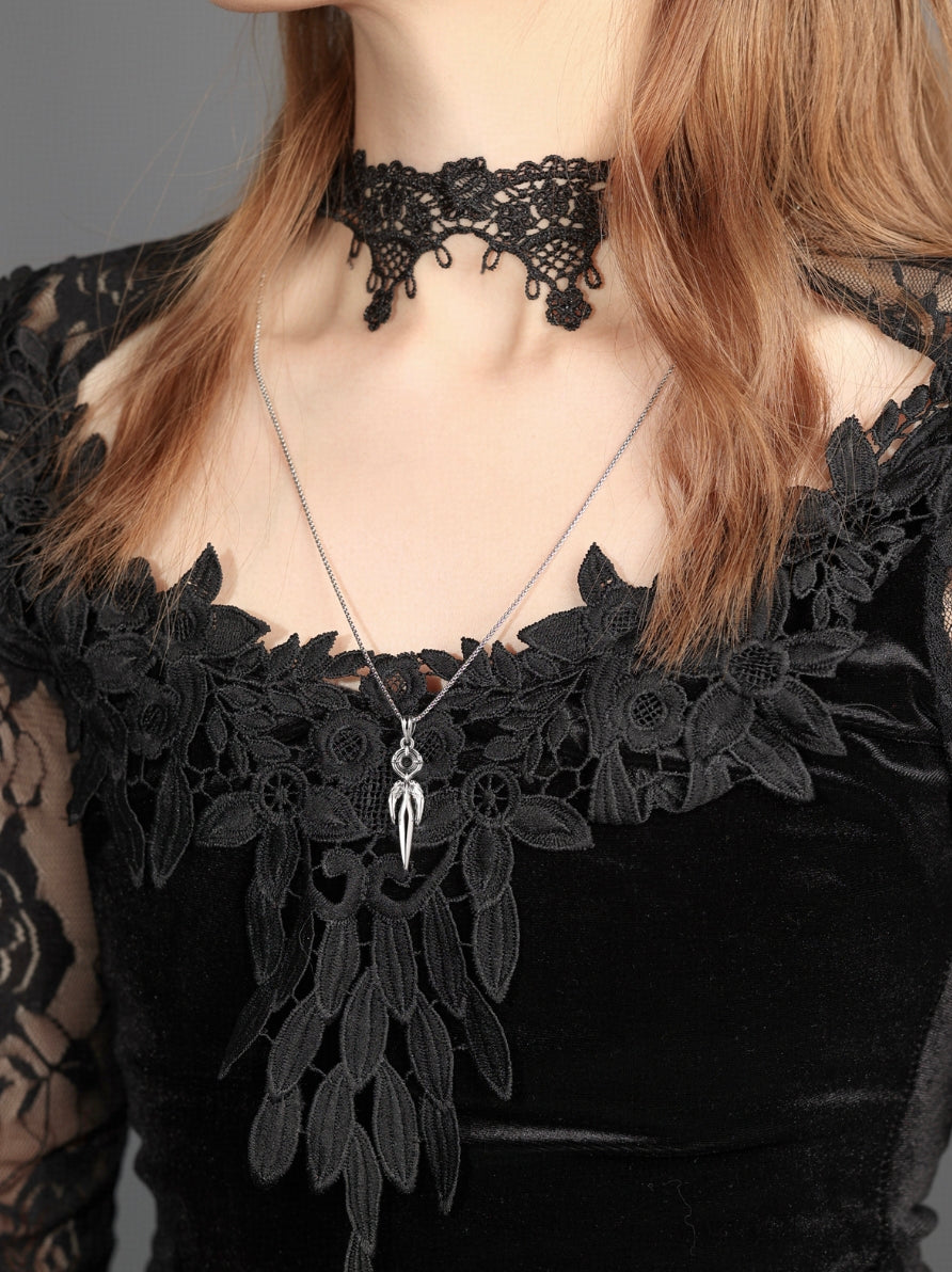 Hunter Girl – Light Bringer Necklace