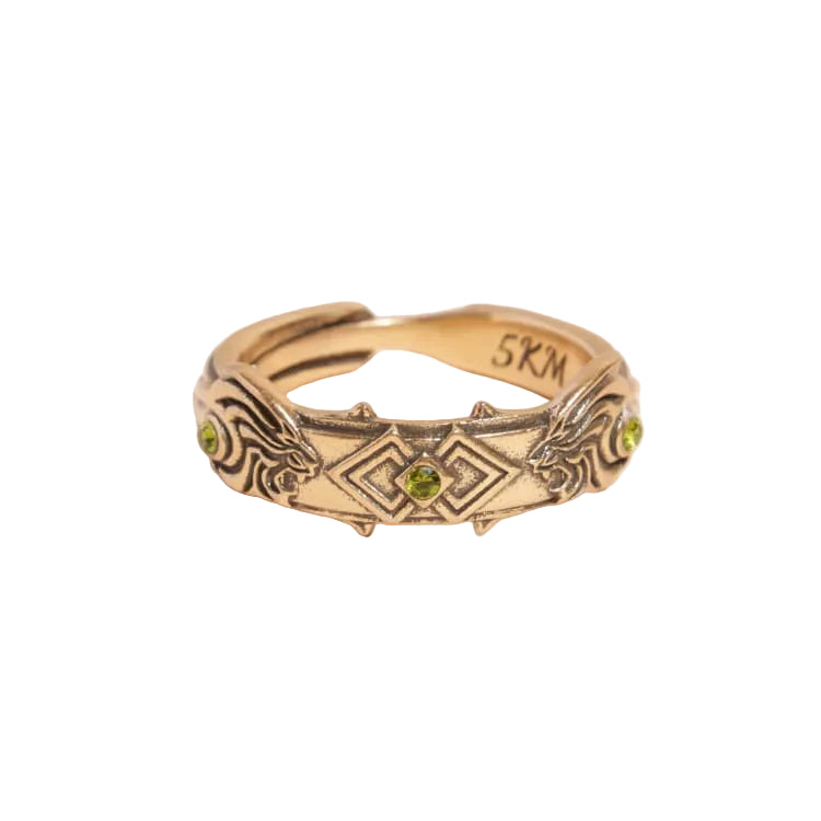 The medal is engraved with the totem of the Forest Lion King—courageous, majestic, and commanding authority.
Three green “gems” represent the mysterious power drawn from the Forest Kingdom.