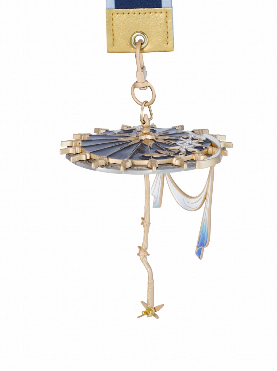 “Blue is the color that dyes green grass; indigo is used for painting brows, derived from black.”
The overall design draws from traditional Chinese color aesthetics,
with indigo-blue (dai blue) as the primary tone.

The umbrella canopy is deep and tranquil,
resembling the profound blue of the night sky,
evoking endless mystery and imagination.