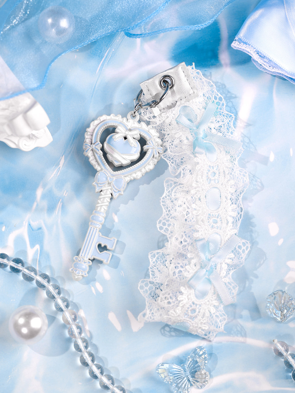 The watery hue resembles a dream left on Earth by an angel,
mirroring the purest innocence of a girl’s heart.
In an imperfect world, it offers a personal haven of serenity.