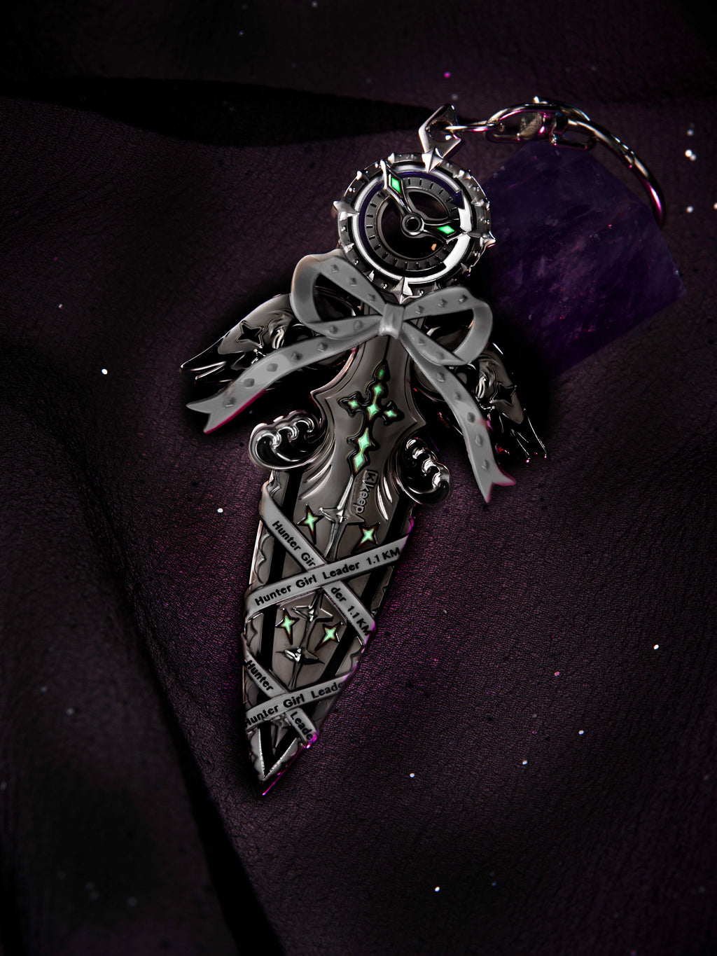 The layered combination of color and embossing gives the blade a pronounced three-dimensional depth and texture,
releasing a sense of drama and power within the festive atmosphere.

Both sides of the medal adhere to the same craftsmanship standards,
ensuring a consistent and refined texture on the front and back.